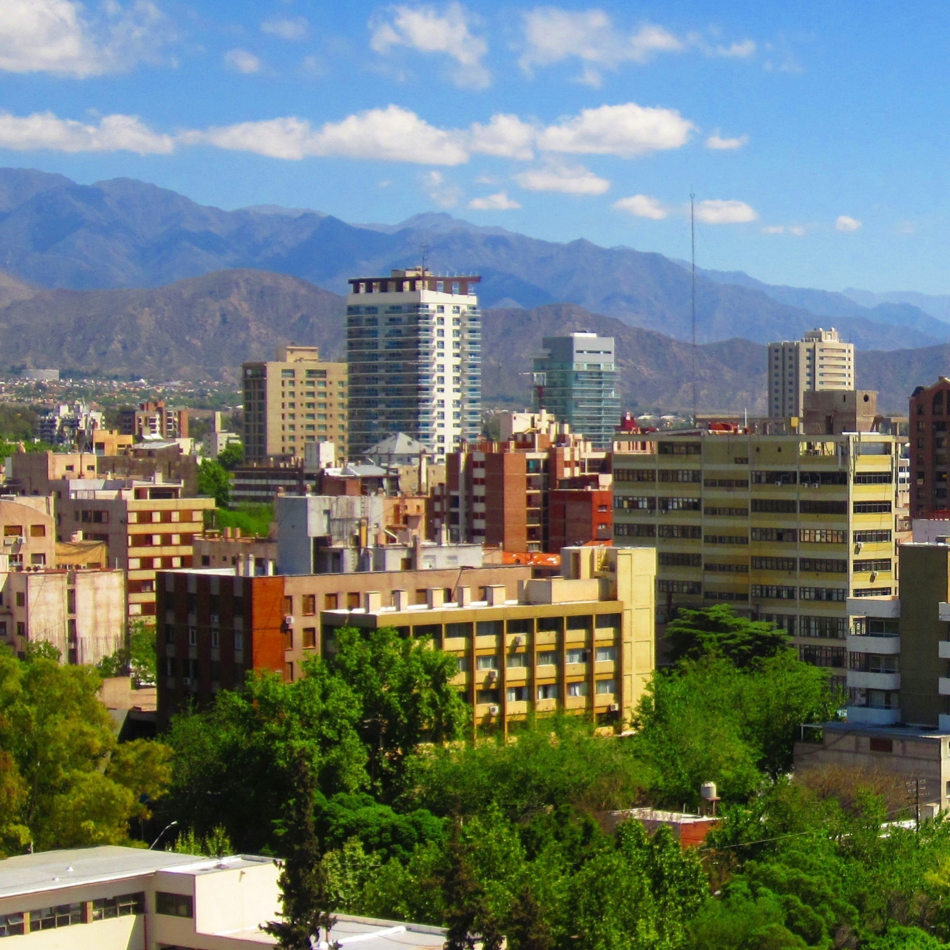 Ciudad_de_Mendoza,_la_cuarta_ciudad_más_poblada_del_país. copia